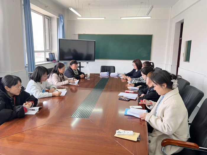 1745308221_4619_31653.jpg 1座谈.jpg