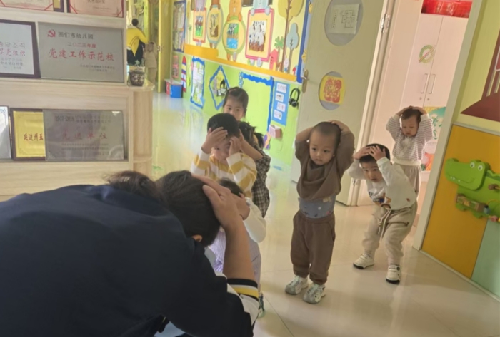 1747037205_2522_84934.jpg df878a2ce46bf78c9895c223105b569.jpg