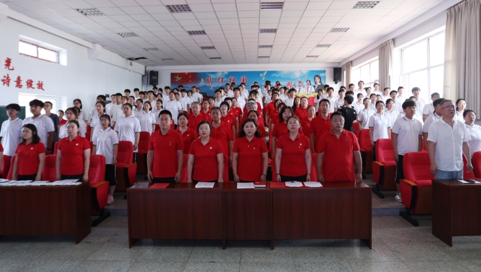 1751012098_49_16857.jpg 奏唱国歌.jpg