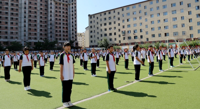 【图们国门红军小学第36周投稿3】：图们国门红军小学开展“法治副校长进校园 共筑阳光校园”法治教育活动 (3).JPG