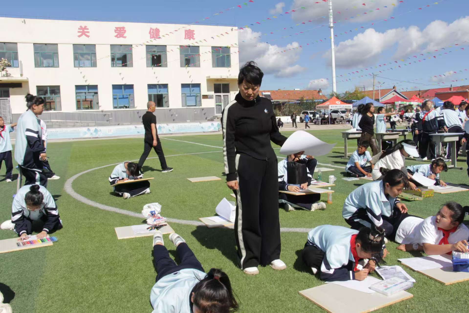 1759044407_8653_83185.jpg 1759044407_8653_83185.jpg