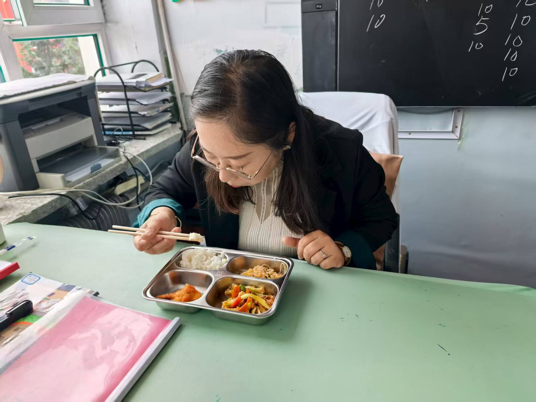 1760076922_1508_49215.png 1760076922_1508_49215.png