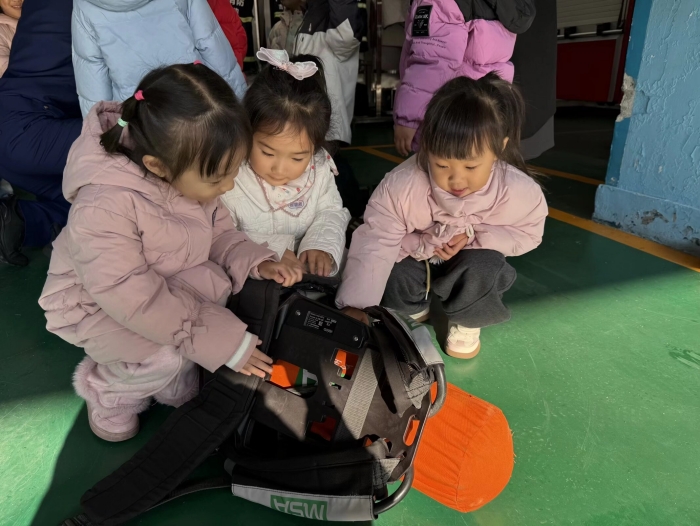 1762502051_0853_58066.jpg 消防队3.jpg