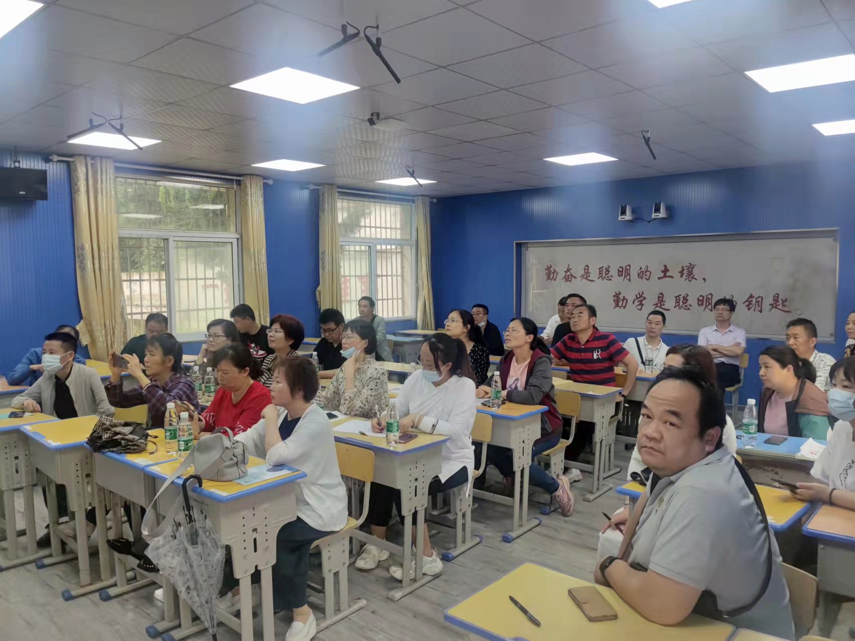 武汉市新洲区阳逻街第三初级中学