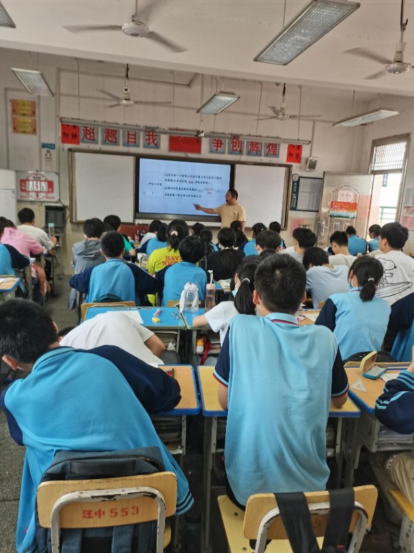 《伏安法实验专题复习》 - 武汉市新洲区汪集街汪集初级中学