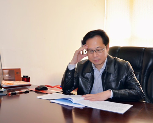 李君标校长.jpg